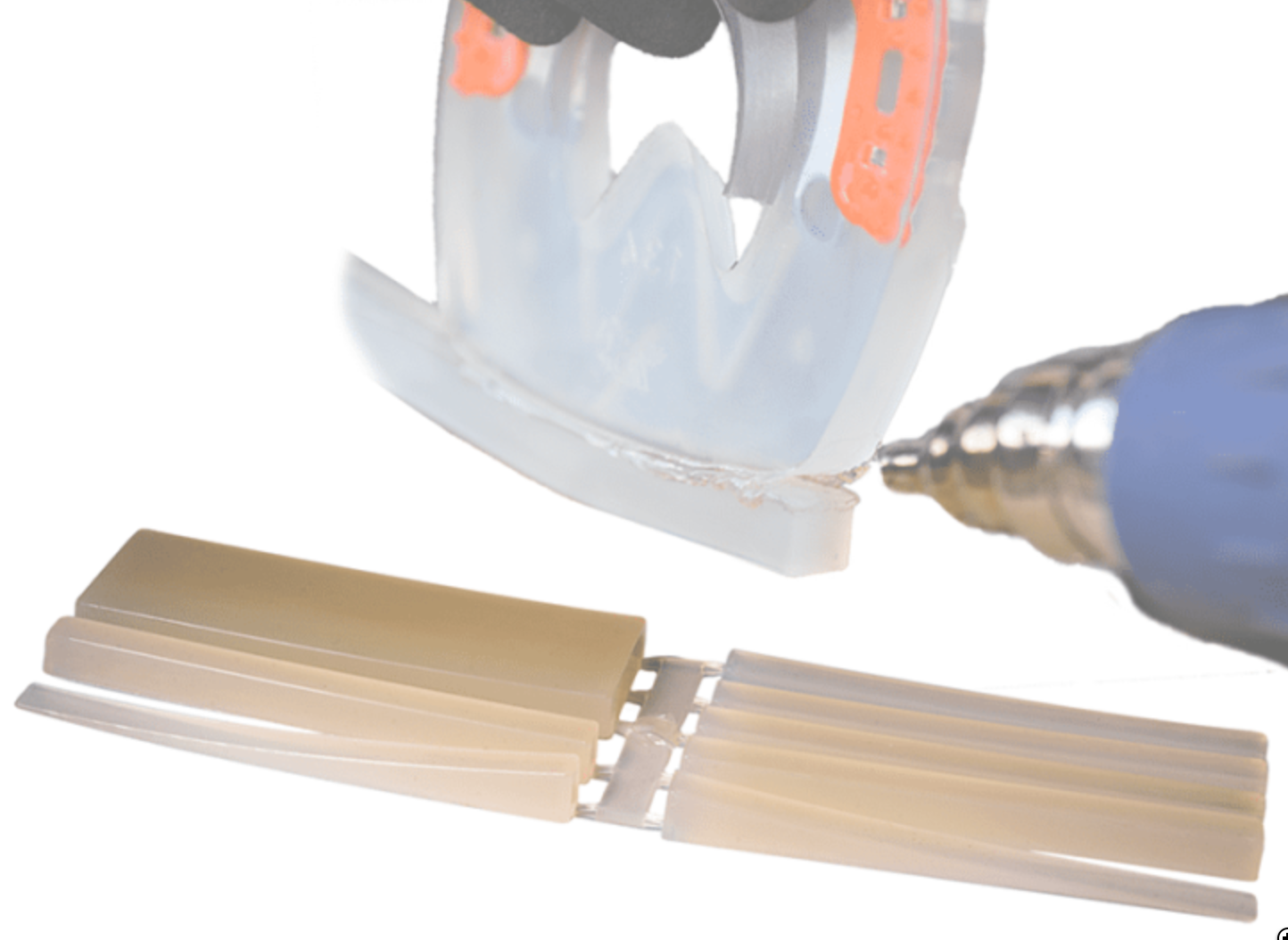 Extensions for Regular Duplo Horseshoes